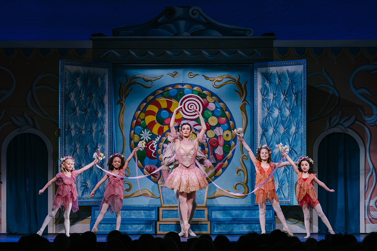 The Nutcracker at Brookfield Place (©Fadi Kheir)